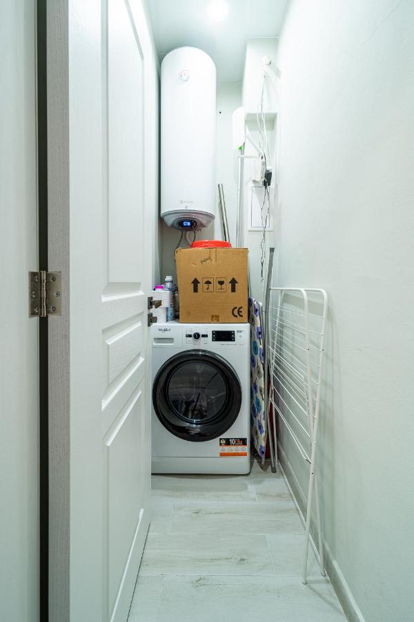 Smart Central Apartment Varna Extérieur photo
